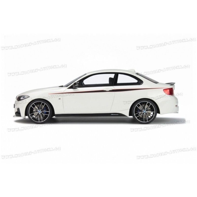  M235i F22 Mパフォエアロ ミニカー GT Spirit1/18 BMW (F22) M235i M Performance 2014, GT Spirit 1/18 scale