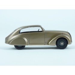 Mercedes Benz 170 Stromlinie Erdmann & Rossi 1933 model 1:43 AutoCult AC-04040