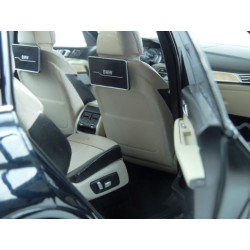 BMW (G07) X7 2019 (Black Met.) model 1:18 Kyosho KY08951CBK