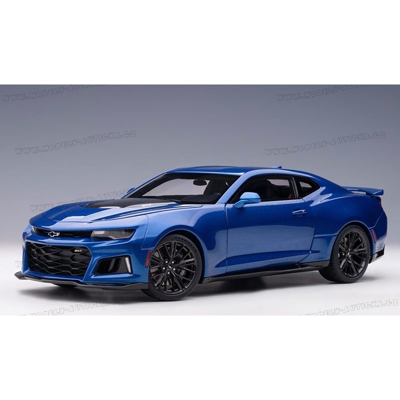 Chevrolet Camaro ZL1 2017 (Hyper Blue Metallic) model 1:18 AUTOart AU-71209