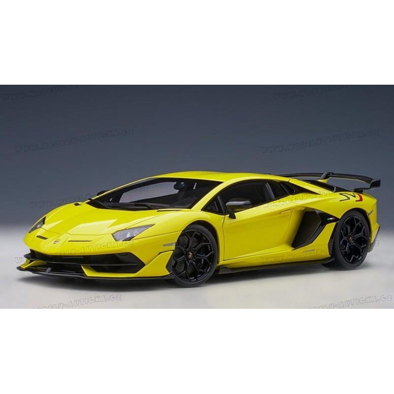 Lamborghini Aventador SVJ 2018 (Giallo Tenerife) model 1:18 AUTOart AU-79175