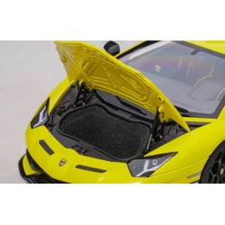 Lamborghini Aventador SVJ 2018 (Giallo Tenerife) model 1:18 AUTOart AU-79175