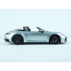 Porsche 911 (992) Targa 4 GTS 2021 (Silver Met.) model 1:18 Minichamps MI-155061061