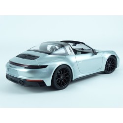 Porsche 911 (992) Targa 4 GTS 2021 (Silver Met.) model 1:18 Minichamps MI-155061061
