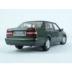 Volvo 960 1996 (Green Met.) model 1:18 Triple9 T9-1800300