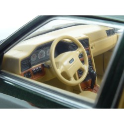 Volvo 960 1996 (Green Met.) model 1:18 Triple9 T9-1800300