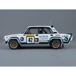 Lada 2105 VFTS Nr.42 1000 Lakes Rally 1984 model 1:18 IXO MODELS 18RMC146.22
