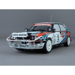 Lancia Delta Integrale 16V Nr.5 Safari Rally 1990 (2nd Place) model 1:18 IXO MODELS 18RMC139C.22