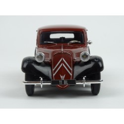 Citroen Traction Avant 11BL 1934 model 1:24 WhiteBox WB124116