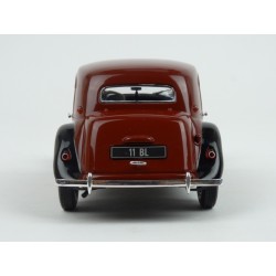 Citroen Traction Avant 11BL 1934 model 1:24 WhiteBox WB124116