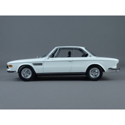 BMW (E9) 2800 CS 1968 (White) model 1:18 Minichamps MI-155028030