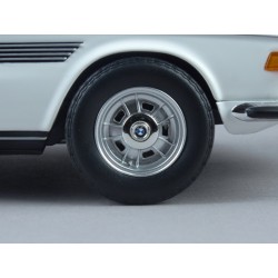 BMW (E9) 2800 CS 1968 (White) model 1:18 Minichamps MI-155028030