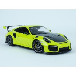 Porsche 911 (991.2) GT2 RS 2018 (Green), Minichamps 1/18 scale