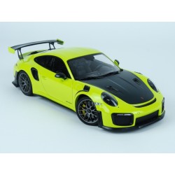 Porsche 911 (991.2) GT2 RS 2018 (Green), Minichamps 1/18 scale