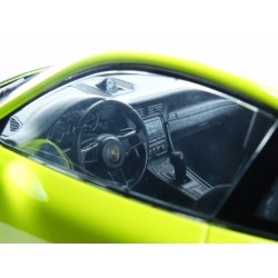 Porsche 911 (991.2) GT2 RS 2018 (Green), Minichamps 1/18 scale