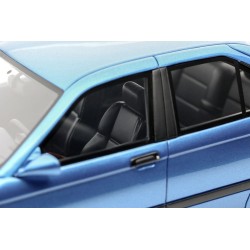 BMW (E36) M3 Sedan 1995 (Blue Met.) model 1:18 OttO mobile OT1082