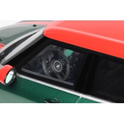 Mini Clubman F54 JCW 2021 model 1:18 OttO mobile OT1168