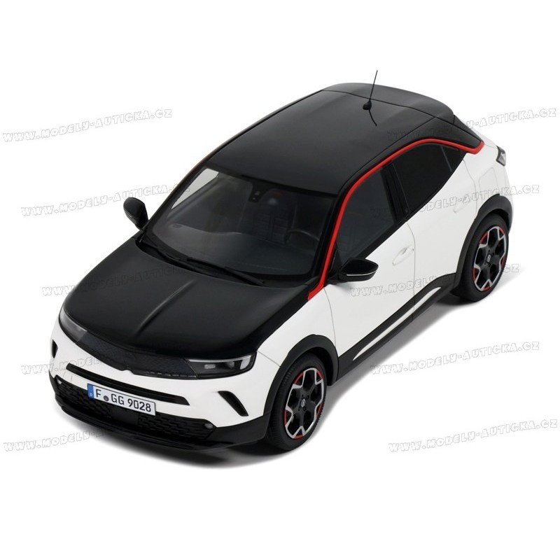 Opel Mokka-E GS Line 2021, OttO mobile 1/18 scale