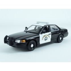 Ford Crown Victoria Police Interceptor California Highway Patrol 2008 model 1:24 GreenLight GL85523