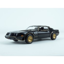 Pontiac Firebird Turbo Trans Am 1980 (Smokey and the Bandit II 1980) model 1:24 GreenLight GL84031