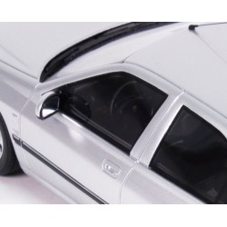 Peugeot 406 3.0 V6 24V 2000 model 1:18 OttO mobile OT1388