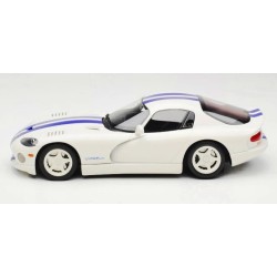 Dodge Viper GTS 1996 (White) model 1:18 GT Spirit GT940