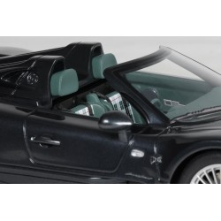 Mercedes Benz CLK-GTR Roadster 1999 model 1:18 GT Spirit GT960