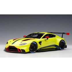 Aston Martin Vantage GTE Le Mans PRO Presentation Car 2018 model 1:18 AUTOart AU-81807