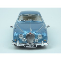 Jaguar Mk.II 1960, WhiteBox 1/43 scale